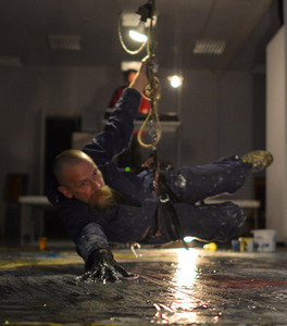 Actionist painting act Put a finer into my wound. Kaunas Picture Galery, 2015. Photo by Antanas Untydi. Actionist painting act Put a finer into my wound. Kaunas Picture Galery, 2015. Photo by Antanas Untydi.