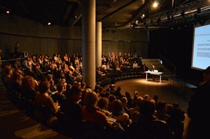 Miesto paskaita: Aukštybiniai pastatai - mada ar būtinybė. „Žalgirio“ arena, Gala amfiteatras. M. Železniako nuotr. Miesto paskaita: Aukštybiniai pastatai - mada ar būtinybė. „Žalgirio“ arena, Gala amfiteatras. M. Železniako nuotr.