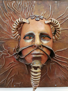 Odeta Juodsnukytė. Dekoratyvinės skulptūros „Zoo pop trofėjai“ Odeta Juodsnukytė. Dekoratyvinės skulptūros „Zoo pop trofėjai“