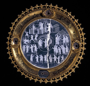 „Lotaro kristalas“, 855–869 m., Britų muziejus, Londonas, Didžioji Britanija