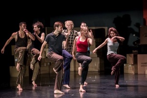 KAUNO ŠOKIO TEATRAS AURA & ARTSCENICO / PAUL HESS „Gyvenimo aprašymai“ (Lietuva, Vokietija). Rūtos Taraškevičiūtės nuotr. KAUNO ŠOKIO TEATRAS AURA & ARTSCENICO / PAUL HESS „Gyvenimo aprašymai“ (Lietuva, Vokietija). Rūtos Taraškevičiūtės nuotr.