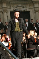 V.Bartulis in Pažaislis Festival. Photo by L.Brundza.