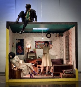 2011 m. Kauno bienalėje pristatyta šiuolaikinio šokio ir vaizduojamųjų menų sintezės programa, kurią įgyvendino Kauno šokio teatras „Aura“ (vadovė Birutė Letukaitė) 2011 m. Kauno bienalėje pristatyta šiuolaikinio šokio ir vaizduojamųjų menų sintezės programa, kurią įgyvendino Kauno šokio teatras „Aura“ (vadovė Birutė Letukaitė)