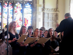 Royal Holloway University Choir conducted by Rupert Gough Royal Holloway University Choir conducted by Rupert Gough