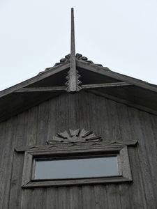 Švieslangio ir pastogės dekoro elementai; (foto A. Raškevičiūtė)