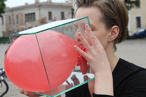 Ieva Savickaitė performance "1 Act." Airida Rekštytė photo. Ieva Savickaitė performance "1 Act." Airida Rekštytė photo.