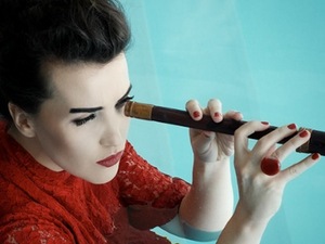 Poetė, dramaturgė Gabrielė Labanauskaitė. Monikos Penkutės nuotr. Poetė, dramaturgė Gabrielė Labanauskaitė. Monikos Penkutės nuotr.