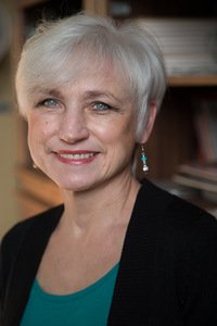 Rašytoja Birutė Jonuškaitė. Lino Daukšos nuotr. Rašytoja Birutė Jonuškaitė. Lino Daukšos nuotr.