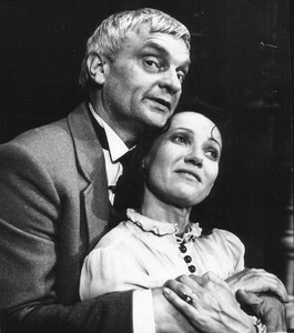 Gustav – A. Masiulis, Tekla – D. Kazragytė. A. Strindberg “Creditors”, dir. G. Padegimas, 1981 Gustav – A. Masiulis, Tekla – D. Kazragytė. A. Strindberg “Creditors”, dir. G. Padegimas, 1981