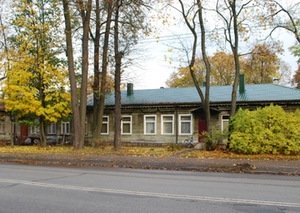 Juozapavičiaus pr. 32. I.Veliūtės nuotr. iš Archimede.lt. 2012 m. Juozapavičiaus pr. 32. I.Veliūtės nuotr. iš Archimede.lt. 2012 m.