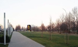 Bendrabučio Studentų g. 71 Kaune fasadui siūloma naudoti da Vinčio kūrinio „Mona Liza“ fragmentų bei matematinių uždavinių derinį Bendrabučio Studentų g. 71 Kaune fasadui siūloma naudoti da Vinčio kūrinio „Mona Liza“ fragmentų bei matematinių uždavinių derinį