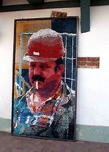 R. Naujalytė. 'Rapolas - the Clerk of Works', 2008, beading, peyote stringing. R. Naujalytė. 'Rapolas - the Clerk of Works', 2008, beading, peyote stringing.