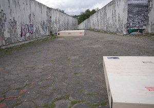 Horst Hoheisel ir Andreas Knitz. „Perdirbta atmintis“. 2017 m. Horst Hoheisel ir Andreas Knitz. „Perdirbta atmintis“. 2017 m.