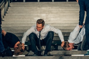 Scena iš Artūro Areimos spektaklio „Ričardas II: post factum“. Manto Puidos nuotr. Scena iš Artūro Areimos spektaklio „Ričardas II: post factum“. Manto Puidos nuotr.