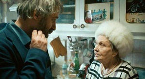 Kadras iš filmo „Sieranevada“ (rež. Cristi Puiu) Kadras iš filmo „Sieranevada“ (rež. Cristi Puiu)