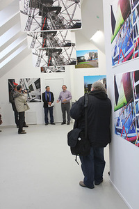 Photo installation of Steve Yates (USA) “Constructed to be Photographic". Opening at the gallery Meno Parkas. Photo by Airida Rekštytė Photo installation of Steve Yates (USA) “Constructed to be Photographic". Opening at the gallery Meno Parkas. Photo by Airida Rekštytė