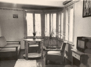 Salomėjos Nėries memorialinio muziejaus svetainė. Nuotr. iš S. Nėries memorialinio muziejaus fondo