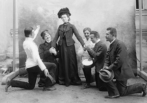 Third Count's wife's sister Pelagėja Bower Saint Clair with her admirers. Vaitkuškis 1902 08 09. Property of National M. K. Čiurlionis Art Museum Third Count's wife's sister Pelagėja Bower Saint Clair with her admirers. Vaitkuškis 1902 08 09. Property of National M. K. Čiurlionis Art Museum