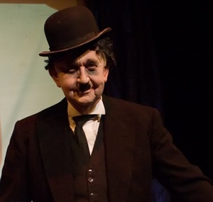 Pip Utton „ČAPLINAS“ (Didžioji Britanija) Pip Utton „ČAPLINAS“ (Didžioji Britanija)