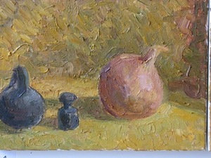 Eglė Velaniškytė. Natiurmortas su svareliais ir svogūnu, 2013. Eglė Velaniškytė. Natiurmortas su svareliais ir svogūnu, 2013.