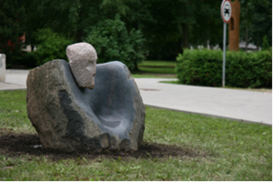 Andrius Knystautas. „Nuolankumas-patogumas“