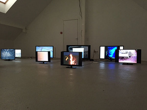 A. Žalpio parodos „Pasakojimai. Tas žmogus. (Neparašyta biografija)“ fragmentas. A. Žalpio nuotr. A. Žalpio parodos „Pasakojimai. Tas žmogus. (Neparašyta biografija)“ fragmentas. A. Žalpio nuotr.